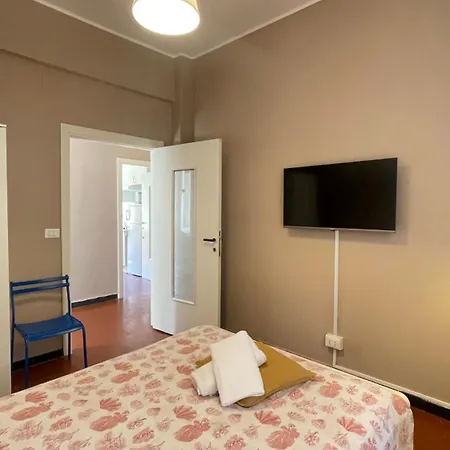 Price Guaranteed - Affordable - 24h Check-in - Center Gênes